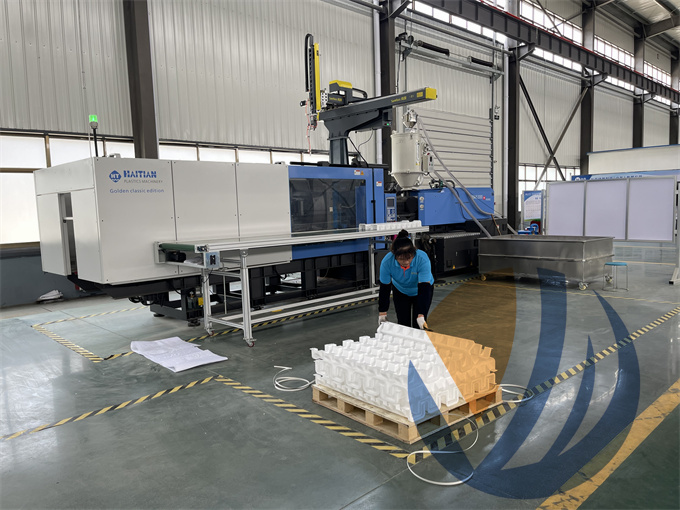 虹吸排水槽生產車間